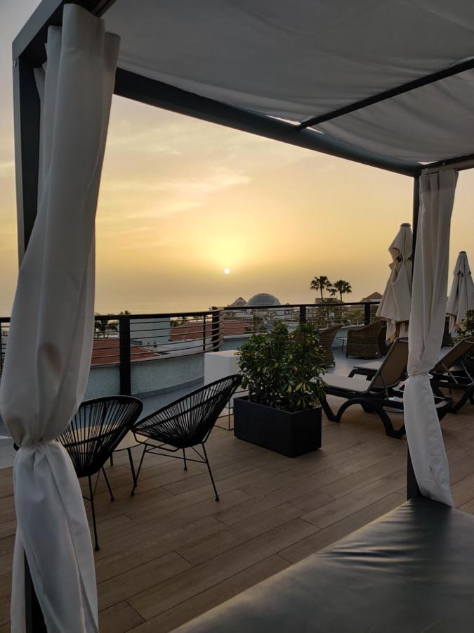 Luxury Apartment With Pool View Адехе Экстерьер фото